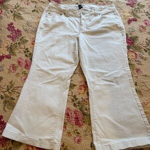 Lane Bryant Cropped Flare White Mid Rise Denim Jeans Women’s Plus 18 Size